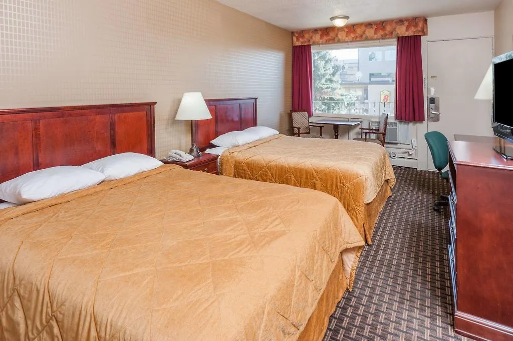 Super 8 Calgary Village Canada