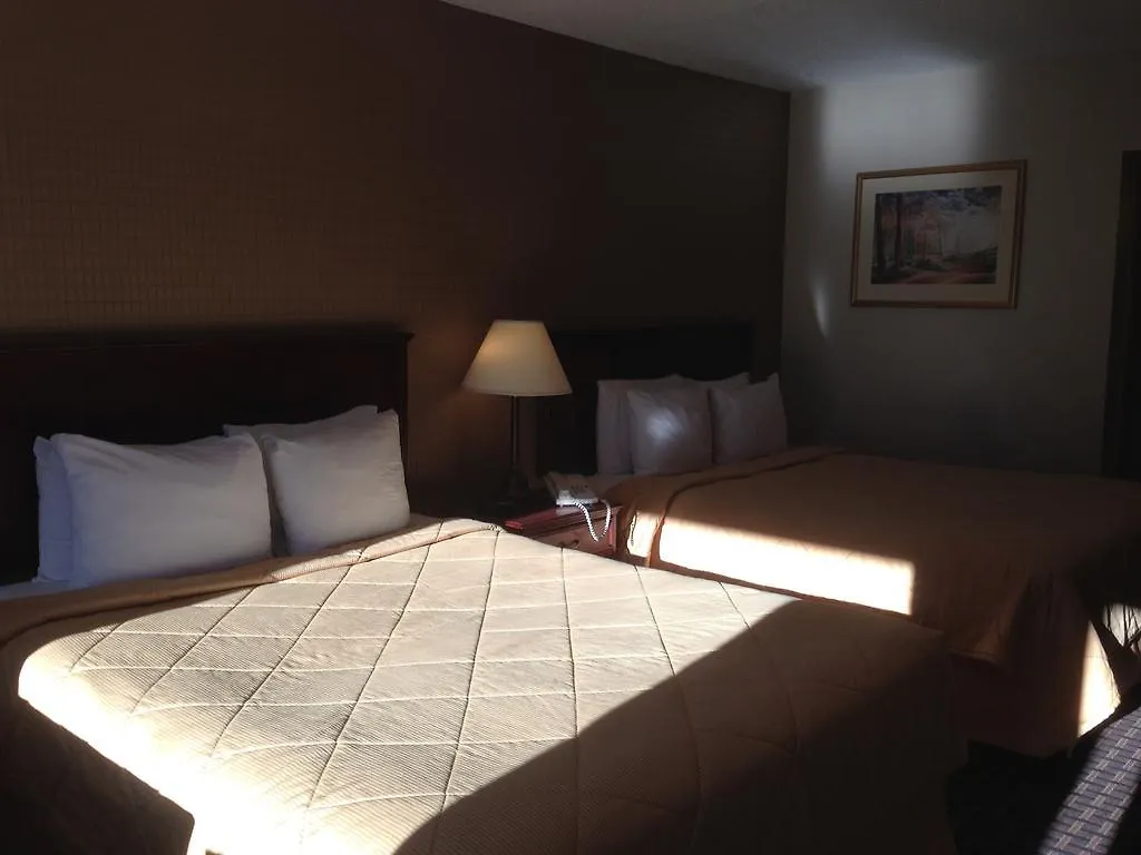 Super 8 Calgary Village Hotel