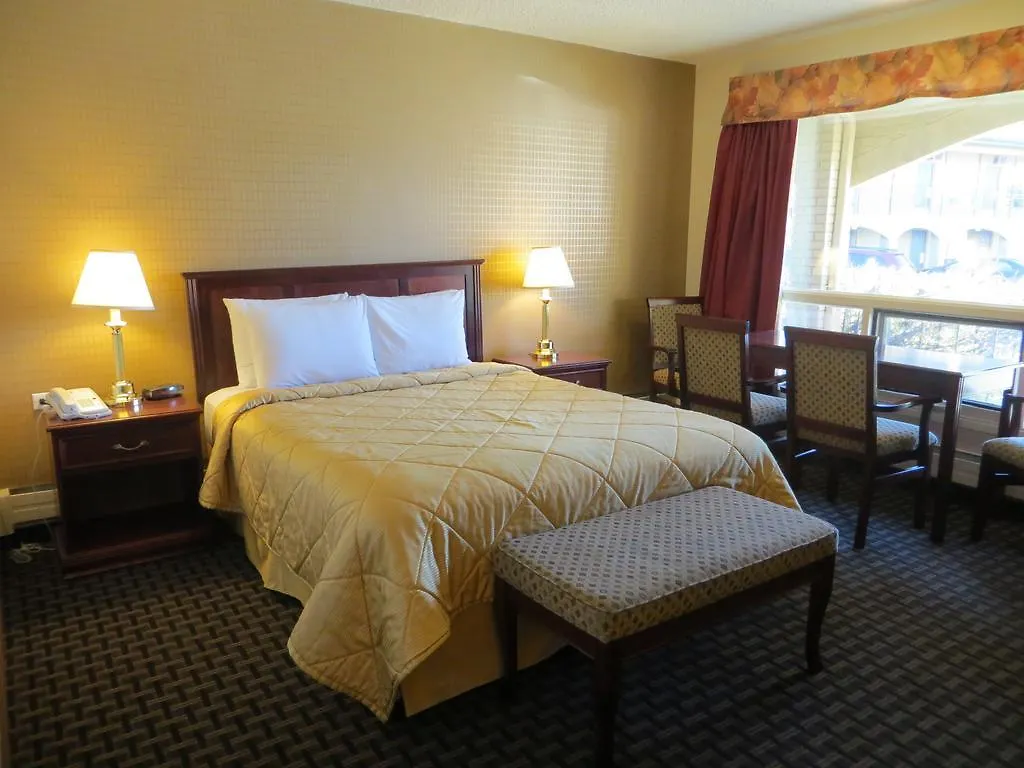 Super 8 Calgary Village 2*,  Canada