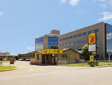 Hotel Super 8 Calgary Village